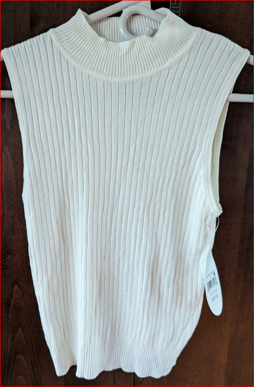 WOMENS SLEEVELESS SWEATER