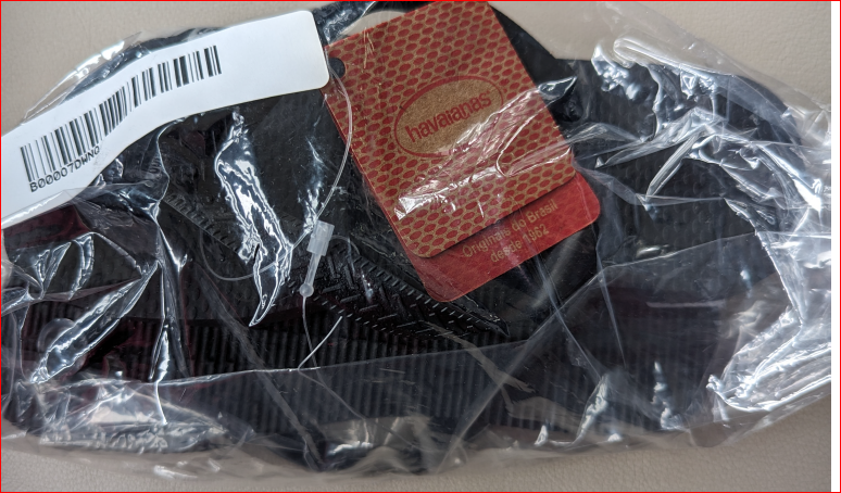 2 PAIRS OF FLIP FLOPS