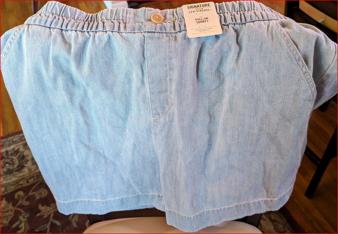 LEVI STRAUSS WOMENS SHORTS